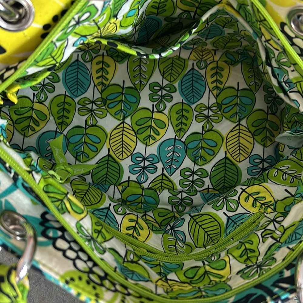 Vera Bradley removable crossbody strap. Also handles. - Picture 6 of 8